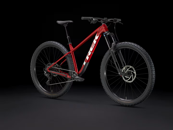 Roscoe 6 Crimson