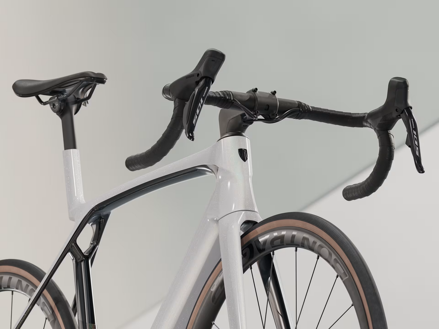 Madone SL 6 Gen 8 White Prismatic